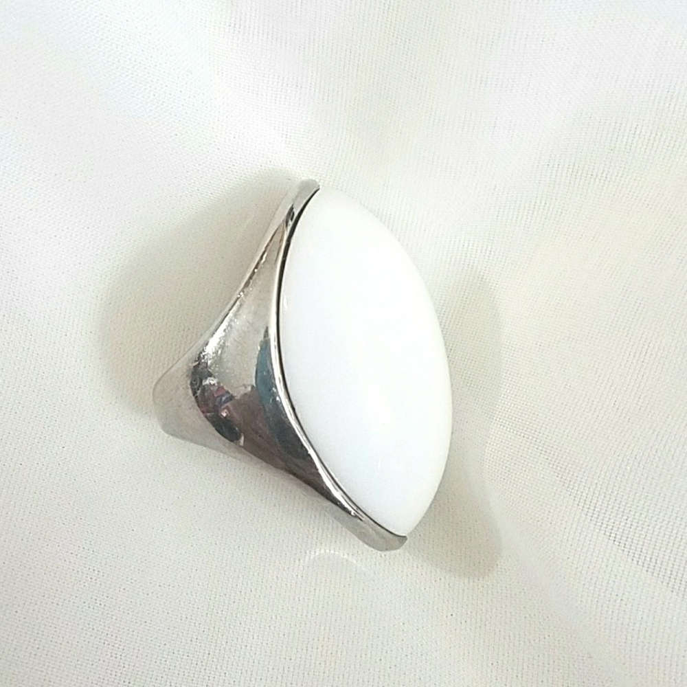 Vintage Oval Statement Ring